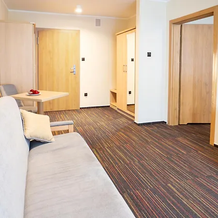 Ośrodek Szkoleniowo-wypoczynkowy Leśnik * Ustka