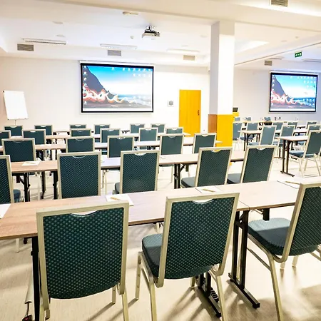 Ośrodek wypoczynkowy Ośrodek Szkoleniowo-wypoczynkowy Leśnik