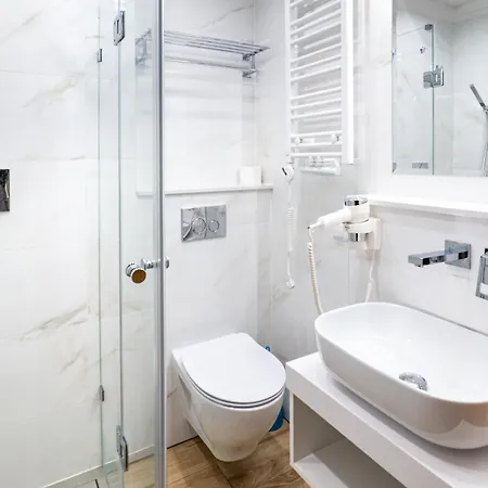 Ośrodek Szkoleniowo-wypoczynkowy Leśnik Ośrodek wypoczynkowy *