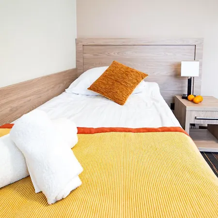 Ośrodek Szkoleniowo-wypoczynkowy Leśnik *