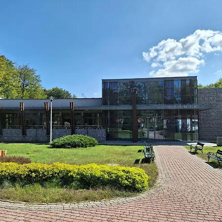 Ośrodek Szkoleniowo-wypoczynkowy Leśnik *